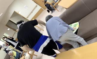 一緒に踊りましょう♪