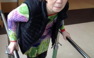 歩行練習頑張ってます!(^^)!