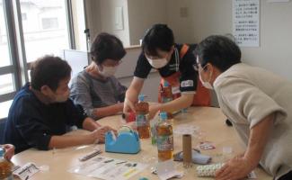 説明を聞きながら楽しく作業😊