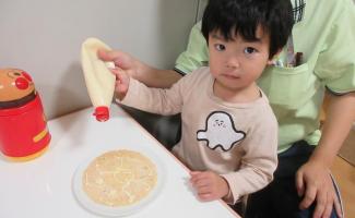 なにをかいているのかな？