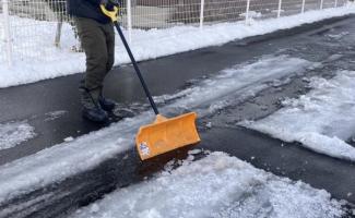 雪かきがんばるぞ